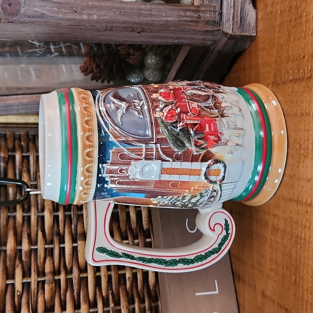 1997 Anheuser-Busch, Inc Budweiser Collector Stein 1997